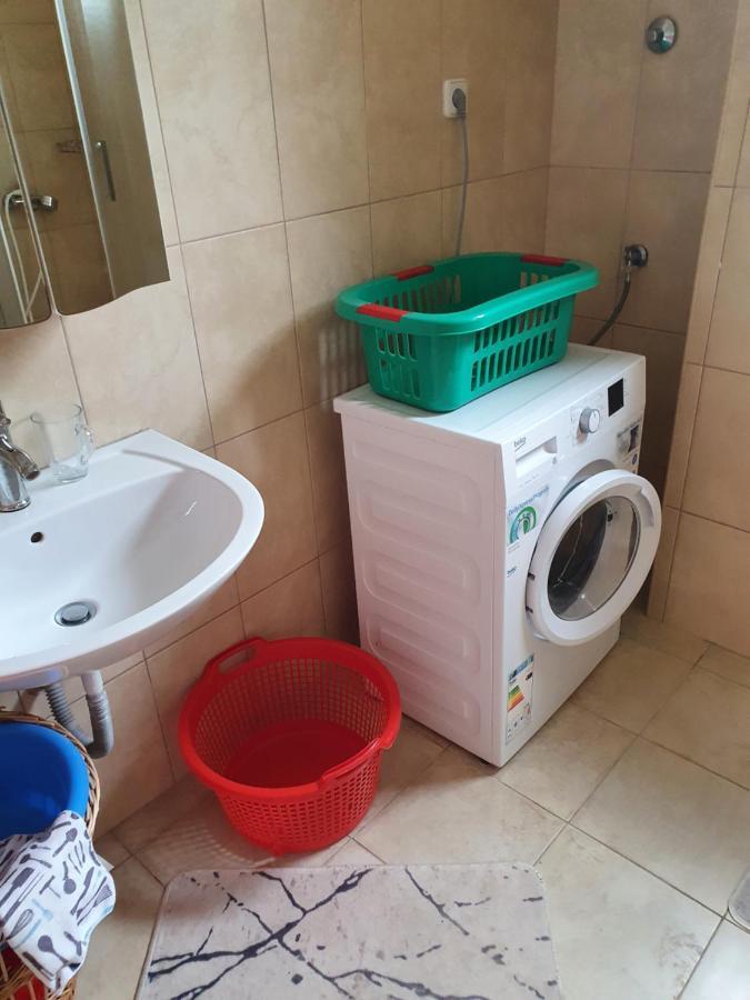 Apartmen Kuca Za Odmor I Familiju Bar Buitenkant foto